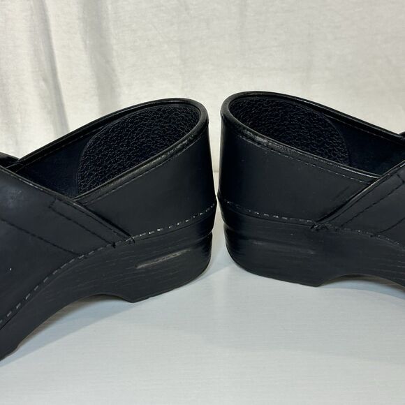 Dansko Clogs Size 9.5 EU 40 Black Leather Professional Clogs Shoes - Picture 3 of 7